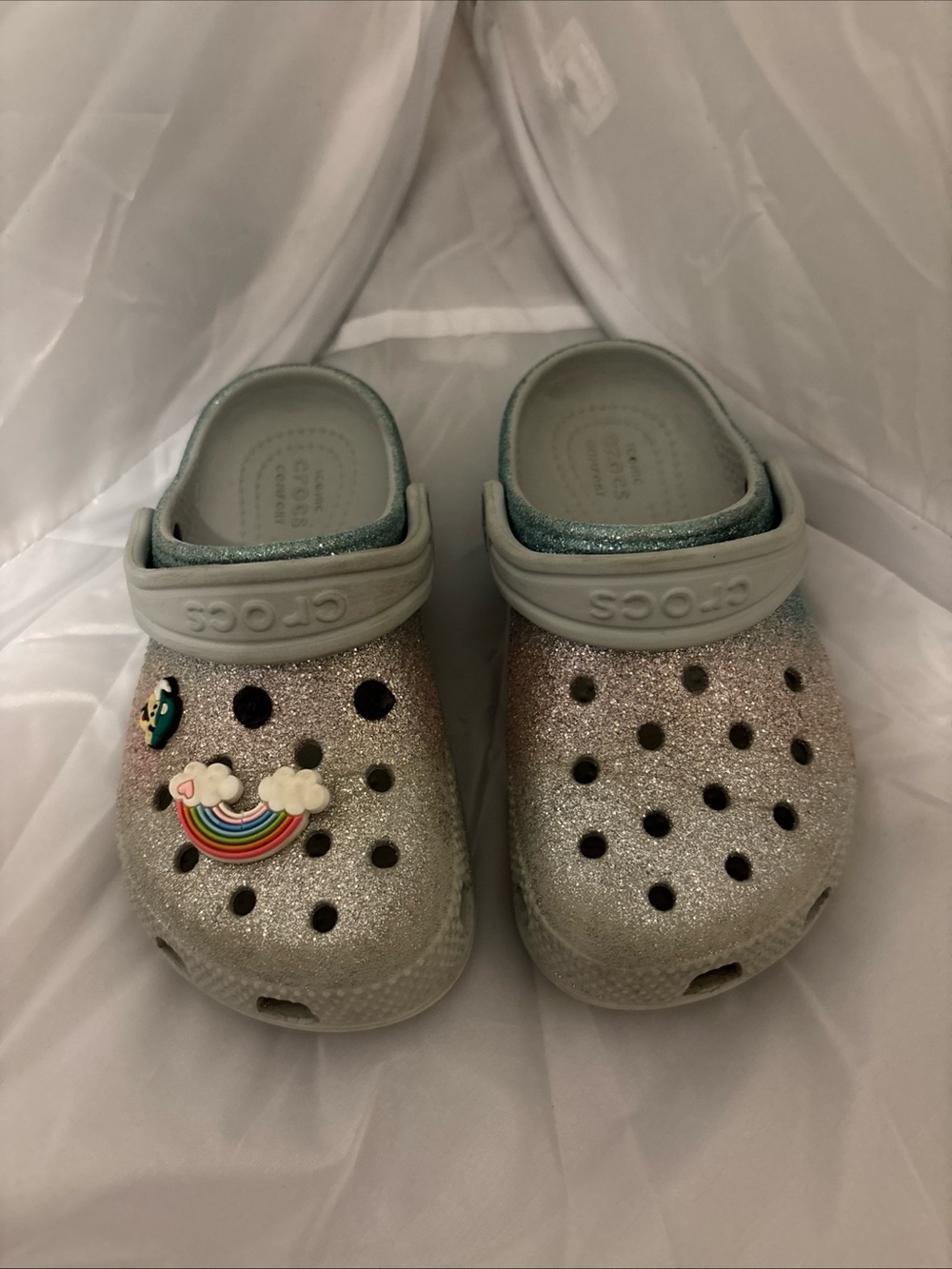 CROCS Kids Glitter Clogs with Rainbow Charm - Silver